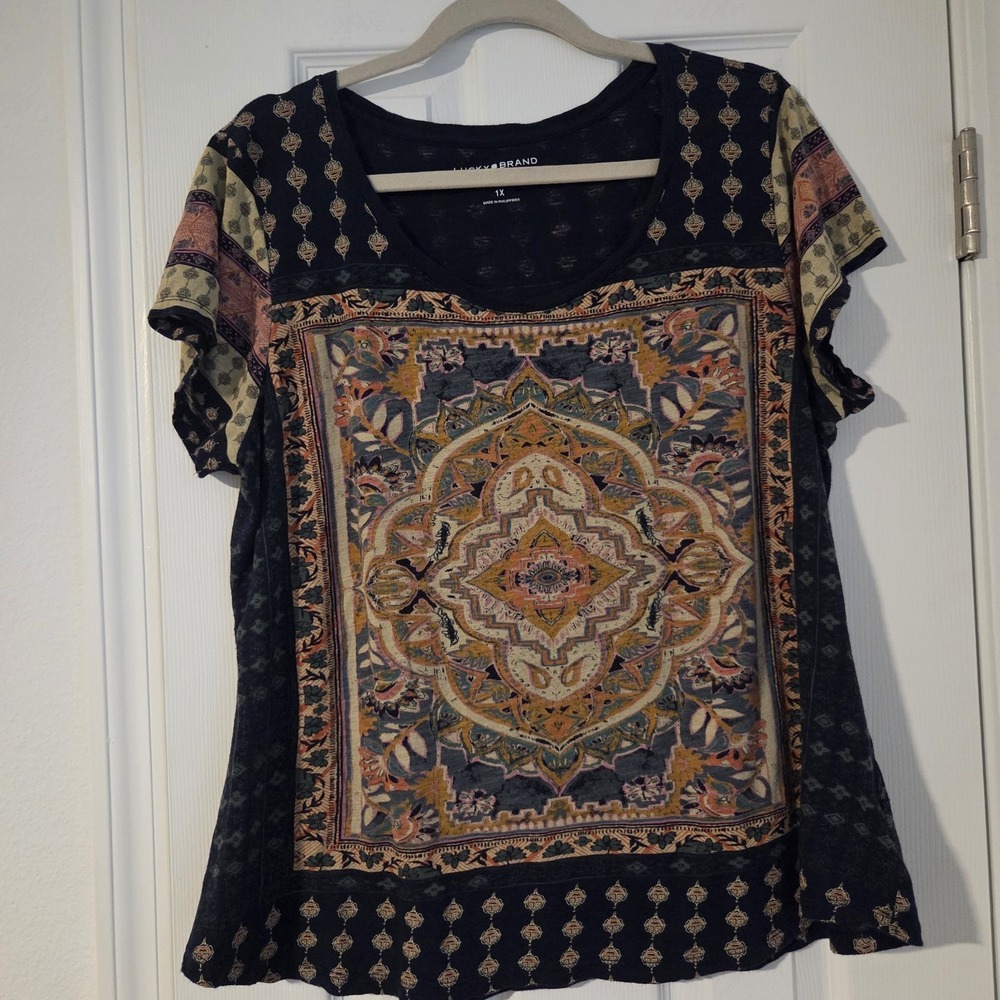 Lucky Brand Persian Carpet Tee Plus 1X Navy Blue Boho Paisley Graphic Top Shirt